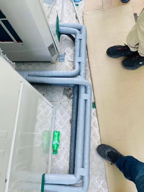 Qualitair commercial chiller pipe manifold installation